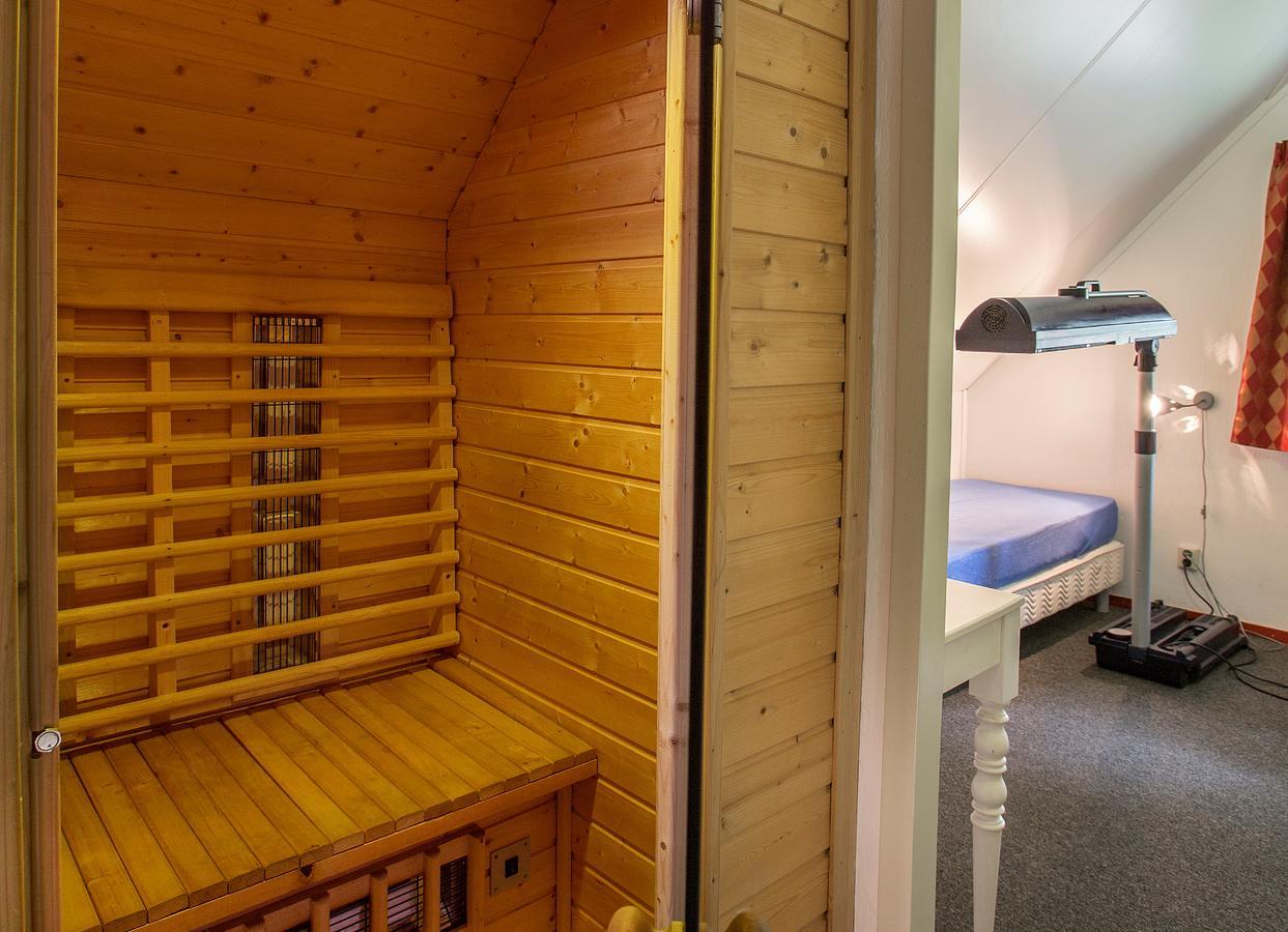 Roompot Recreatiepark De Tolplas Vriezenveen Zimmer foto